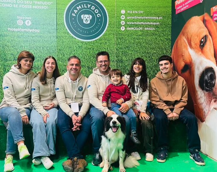 Equipa profissional Hotel Family Dog